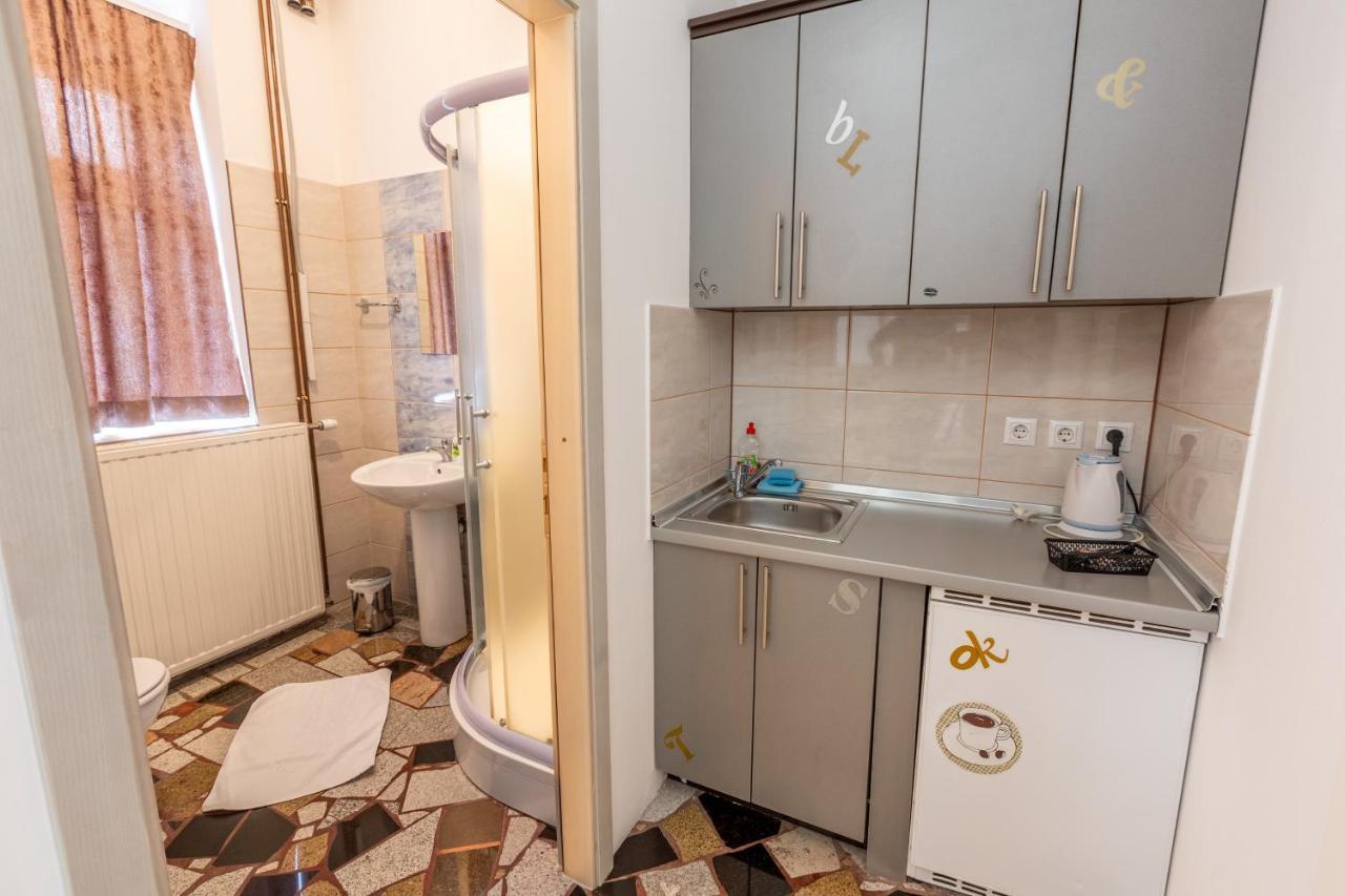 Apartments Villa Kobilj バニャ・ルカ エクステリア 写真